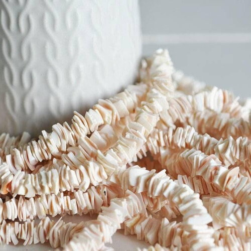 Perles coquillage naturel, chips coquillages, rose clair, 10mm, fil de 42 cm, x1 (g3849)