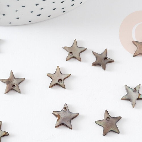 Charm etoile nacre noire naturelle 11mm, x10 (g4497)