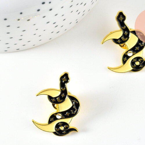 Broche pins serpent lune mystique doré émail noir jaune 32.5mm, x1 (g6321)