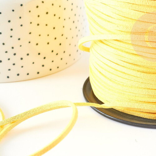 Cordon suédé jaune à paillettes imitation cuir 3-4mm,x1 mètre (g8242)