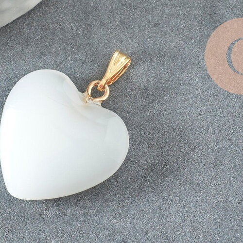 Pendentif coeur verre blanc fer doré 22mm, x1 (g6208)