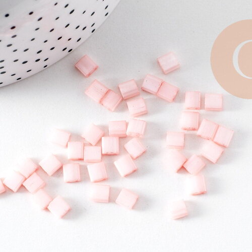 Perles rocaille carré verre rectangle saumon clair, perle carré création bracelet, perle tila,4.5mm,2 trous, x50 (4.8gr) (g5485)