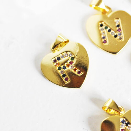 Pendentif coeur doré lettre cristal colorépendentif coeur, pendentif initale, sans nickel,lettre initiale prenom,laiton doré, x1 (g3385)