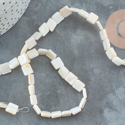 Perle nacre blanche naturelle carrée,perle nacre naturelle,coquillage blanc, 8-9mm,le fil de 40cm, x1 g3873