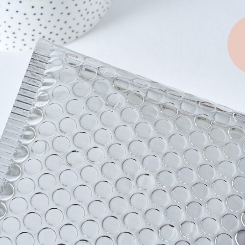 Enveloppes à bulles en plastique métallisé argent 22.5x15cm, x10 (g6812)