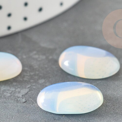 Cabochon ovale opalite blanche 18x13mm, x1 (g0480)