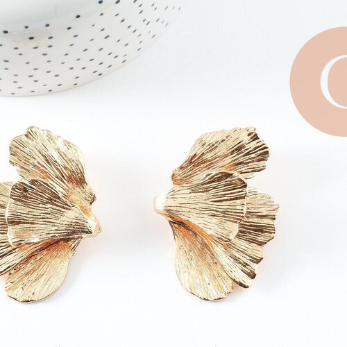 Boucles fleur gingko xxl zamac doré, x1 paire (g9652)
