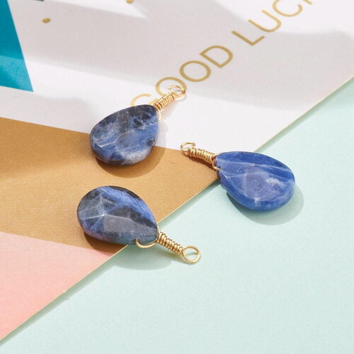 Pendentif goutte sodalite bleue naturelle facettes 25mm,pendentif bijoux, pendentif pierre, x1 (g6242)