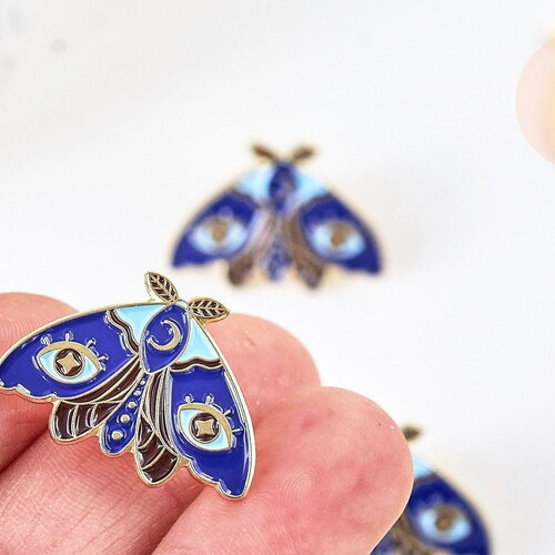 Broche pins papillon oeil protecteur doré émaillé 27mm, x1 (g5548)
