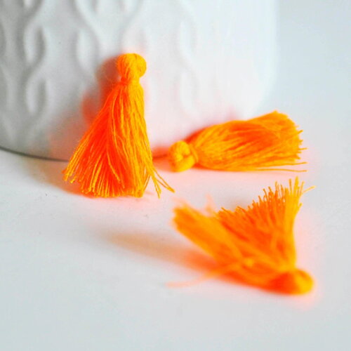 Pompon orange fil coton fluo 28mm,décoration pompon,accessoire coton, pompon boucles, x 5 g1588