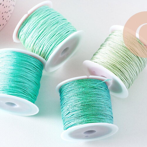 Cordon vert métallisé 4 nuances polyester 0.8mm, cordon métallisé pour bijoux, x1 mètre (g10504)