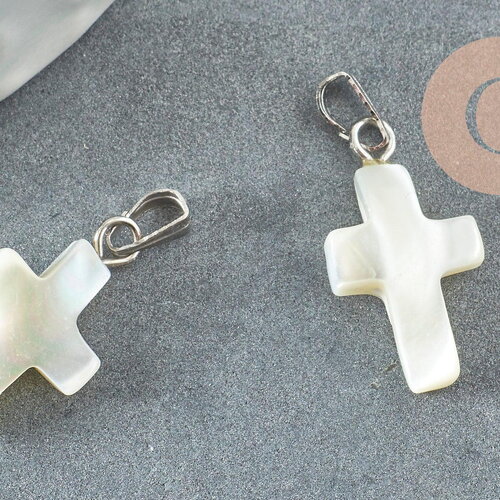 Pendentif croix nacre blanche naturelle zamac argenté 22mm, pendentif coquillage pour création bijoux, x1 g6329