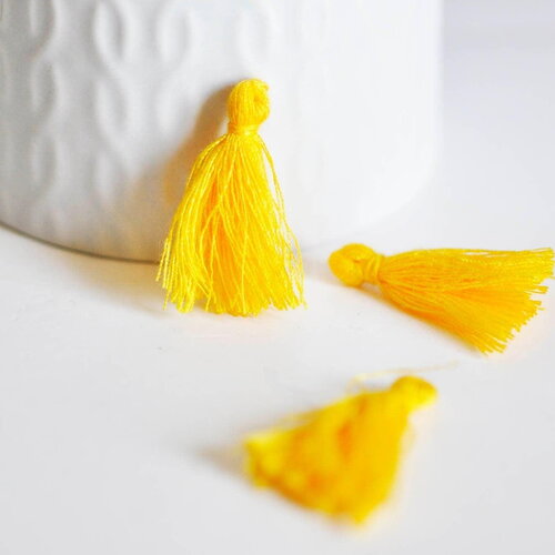 Pompon jaune safranfil de coton 28mm,décoration pompon pour création de bijoux, x5 g0099