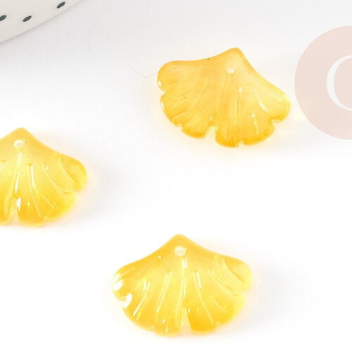 Pendentif feuille gingko verre jaune 15x20mm, x10 (g4701)