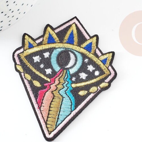 Ecusson brodé à repasser triangle oeil 86mm customisation vêtement, écusson thermocollant,patch écusson brodé, x1 g2847