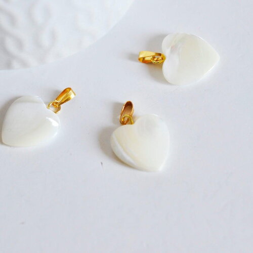 Pendentif coeur nacre blanche naturelle laiton doré 19mm, x1 (g1066)