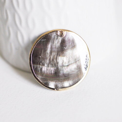 Pendentif rond nacre noire doré, pendentif coquillage, coquillage noir, coquillage naturel,création bijoux,35mm, x2 (g2182)