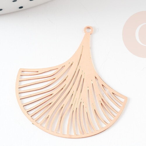 Pendentif estampe filigrane feuille gingko laiton or rose, pendentif très fin et léger, 30x32m, x2m g3692
