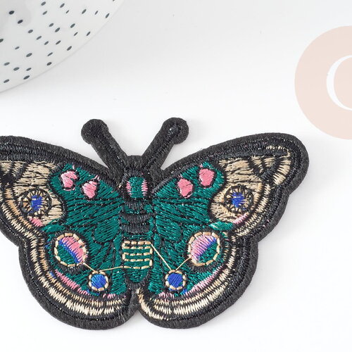 Ecusson brodé à repasser papillon vert 87mm, customisation vêtement, écusson thermocollant,patch écusson brodé, x1 g3263