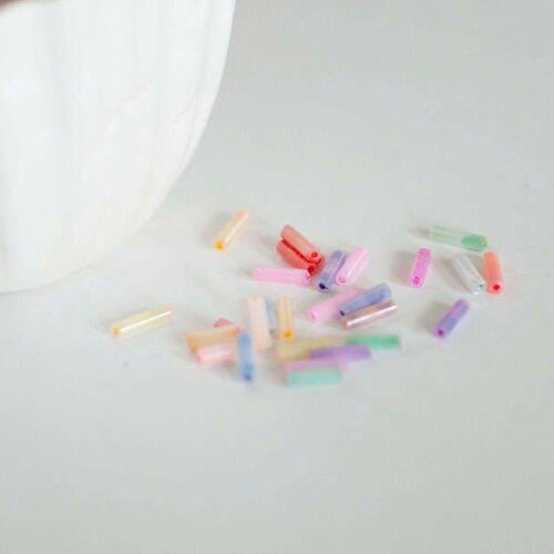 Perles rocaille tube pastel 6x2mm, perles rocaille pastel, perles verre multicolores, long tube, x 10gr g1651