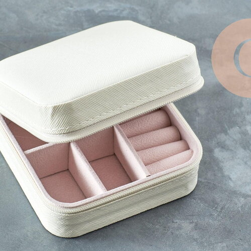 Boite à bijoux en imitation cuir beige carrée 10cm, x1 (g9473)