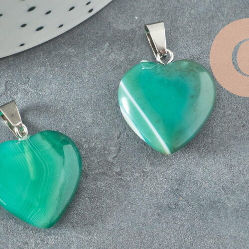 Pendentif coeur agate verte acier argenté, pendentif pierre agate naturelle verte,création bijoux en pierre naturelle, 23mm, x1 g3991