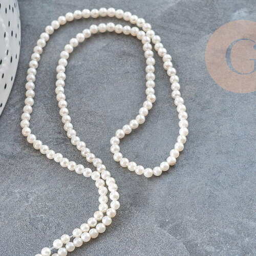 Perles rondes nacre blanche naturelle 2.5mm, x1 fil de 42cm (g9031)