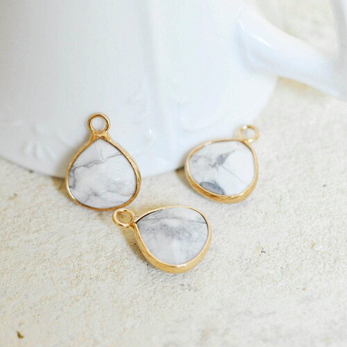 Pendentif goutte howlite blanche, fournitures créatives,pendentif bijoux,pendentif pierre,howlite naturelle,pendentif howlite,18mm-(g0978)