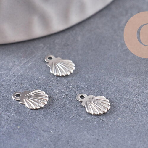 Breloque coquillage acier argenté ,pendentif coquillage,acier inoxydable,pendentif bijoux,sans nickel,7.5mm x10 (g4850)