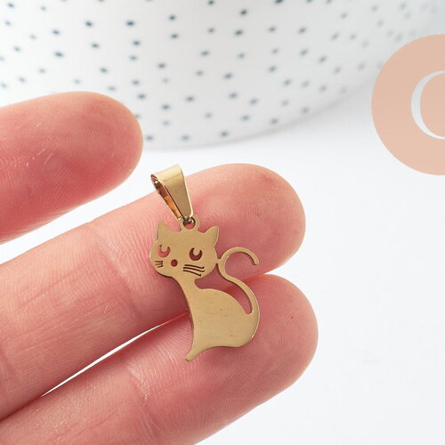 Pendentif chat manga assis acier 304 doré inoxydable 20mm, x1 (g9927)