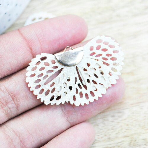 Pendentif fleur tissu soie blanche support doré,pendentif fleur en dentelle de tissu, 25x38mm, x 2, g4539
