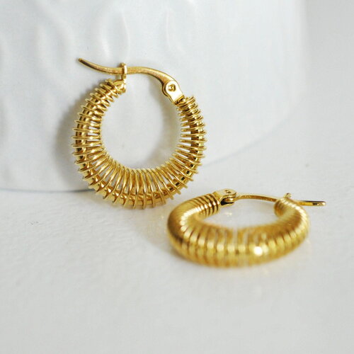 Créole acier doré, bijoux doré,cadeau anniversaire, création bijoux, oreille percée,sans nickel, la paire, boucles acier,23.5mm,g3147