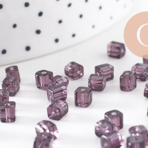 Perles carrées violettes, fourniture créative, perles verre tchèque, perles verre violet, création bijoux,4mm, x50 (g0542)