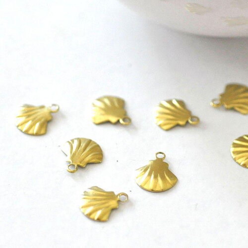 Breloque coquillage laiton, breloques laiton brut , pendentif bijoux,sans nickel, 10mm , x10 g0192