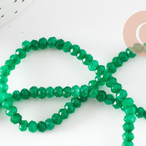 Perle rondelle jade vert,perle jade,pierre naturelle,jade naturel,4x3mm,fil de 35 cm (g4638)