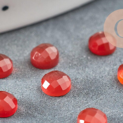 Cabochon rond cornaline orange facetté, cornaline naturelle, cabochon pierre, pierre naturelle,4mm, pierre naturelle, x1 g9387