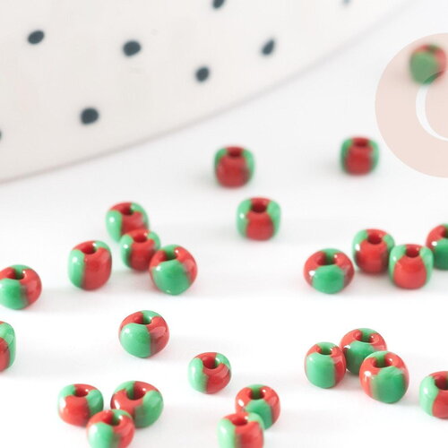 Petite perle rocaille rayé rouge vert 2.5mm x 3mm, perle rocaille multicolore, x 10gr (g5397)