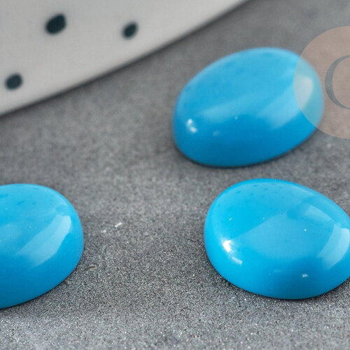 Cabochon turquoise,cabochon ovale, turquoise de synthèse,10x8mm, pierre synthétique, x1 (g1711)