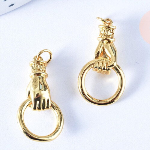 Breloque main poing laiton doré 28mm,pendentif pour création de bijoux, x1 g7125