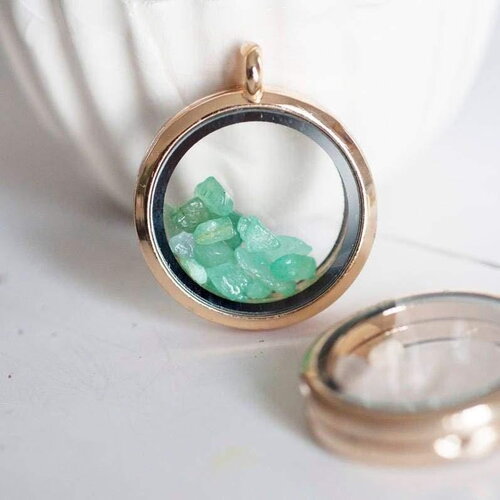 Pendentif locket medaillon vitrine verre laiton doré 35.5mm, x1 (g0602)