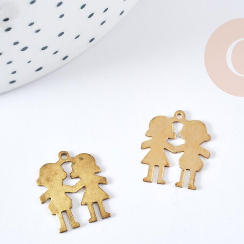 Pendentif enfants fille garçon laiton brut 16mm, pendentif enfance pour création bijoux x1 g8209
