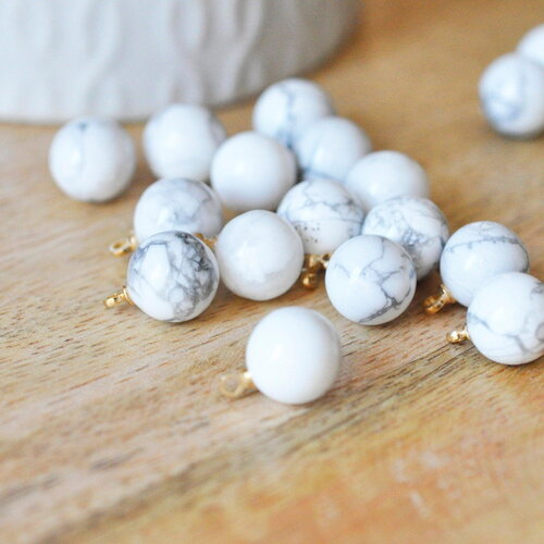 Pendentif goutte rond howlite naturelle, support doré, création bijoux pierre naturelle, pendentif pierre naturelle, 14mm, x1, g4703