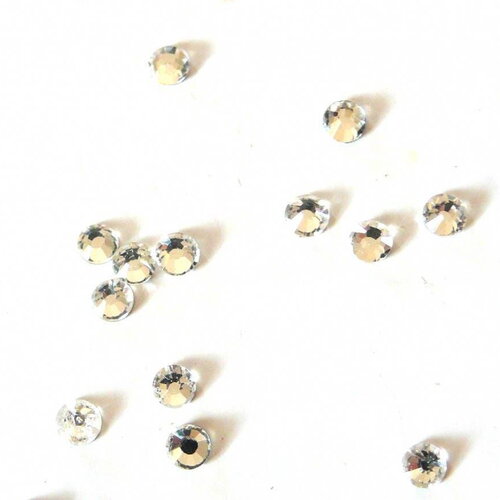 Cabochon strass cristaux transparent,cabochon plastique, cristal swarovski,strass couture,2.5mm,x 0.15 gramme-g2287