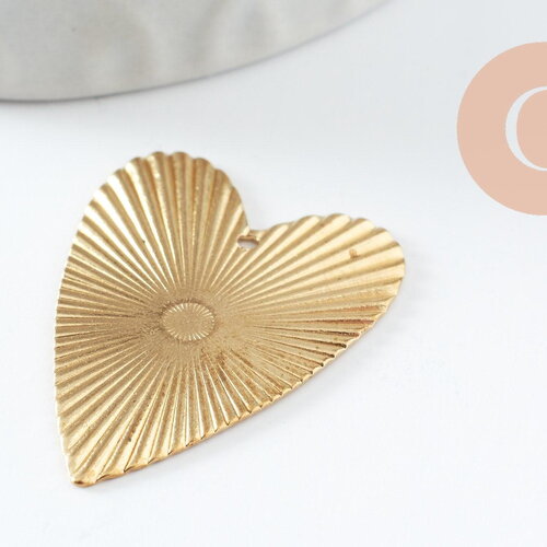 Pendentif coeur strié laiton brut 30mm, un délicat pendentif d'amour, x1 g9756
