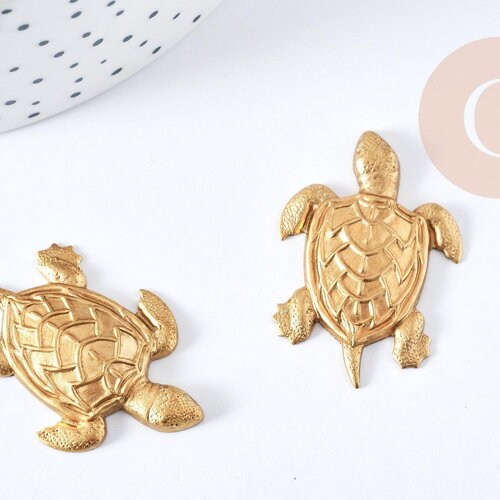 Pendentif tortue non percé laiton brut 33mm, fabrication bijoux thème océan x1 g8200
