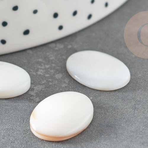 Cabochon ovale nacre blanche, cabochon nacre, cabochon coquillage, nacre naturelle,16mm, x1 (g1964)