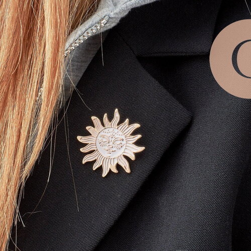 Broche pins soleil blanc mystique zamac doré 39mm, x1 (g9747)