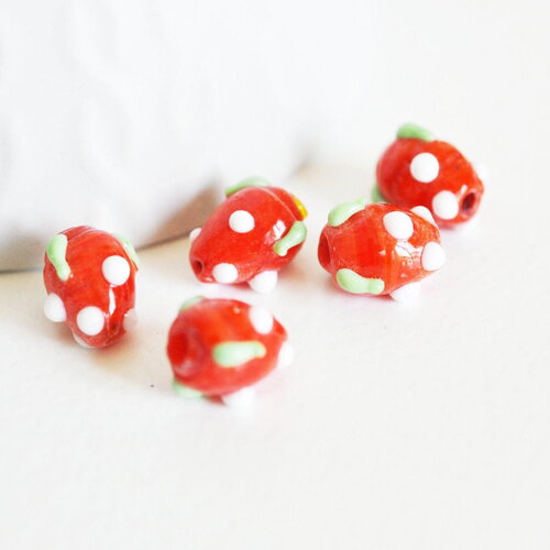 Perle fraise fruit rouge verre tchèque artisanal 25mm, x5 (g3257)
