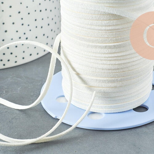 Cordon suédé blanc imitation cuir 4mm, x1 mètre (g0640)