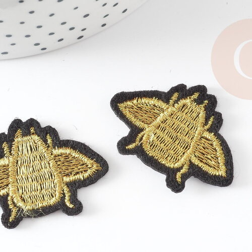 Ecusson brodé à repasser abeille dorée customisation vêtement, écusson thermocollant,patch brodé,écusson brodé,37mm, x2 g2867
